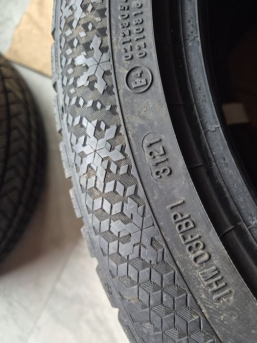 Vând cauciucuri 245/45/19 M+S 2 buc imp Germania