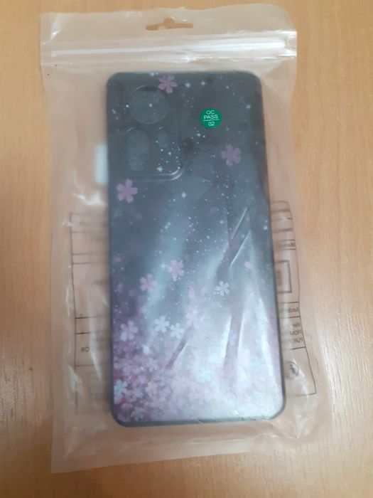 Vând Husa pentru telefon  Xiaomi Redmi 12 PRO  5G