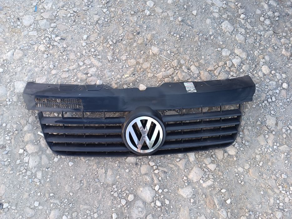 Решетка предна броня за VW Транспортер T5 до 2008