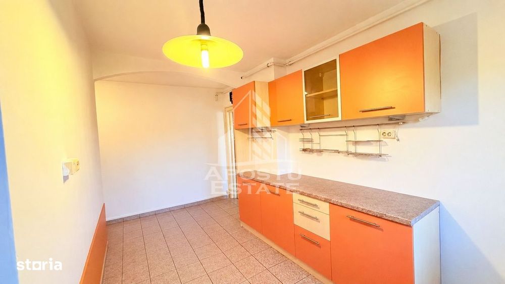 Apartament cu 3 camere de vanzare, Zona Complex Studentesc, Timisoara