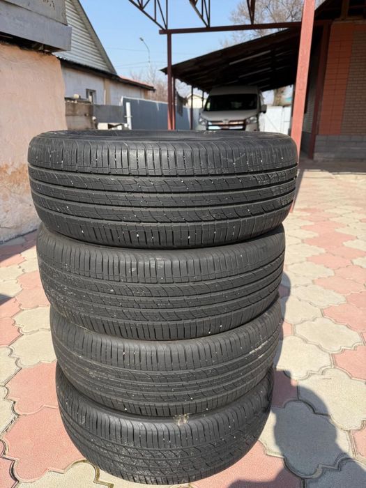 Продам в отличном состоянии 225/55R19