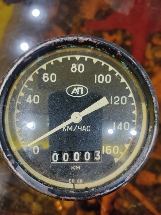 Продаю спидометр для мото