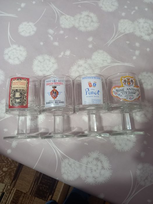 Колекционерски чаши за вино