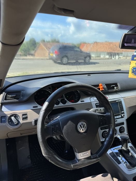 VOLKSWAGEN Passat 0 — imagine 4