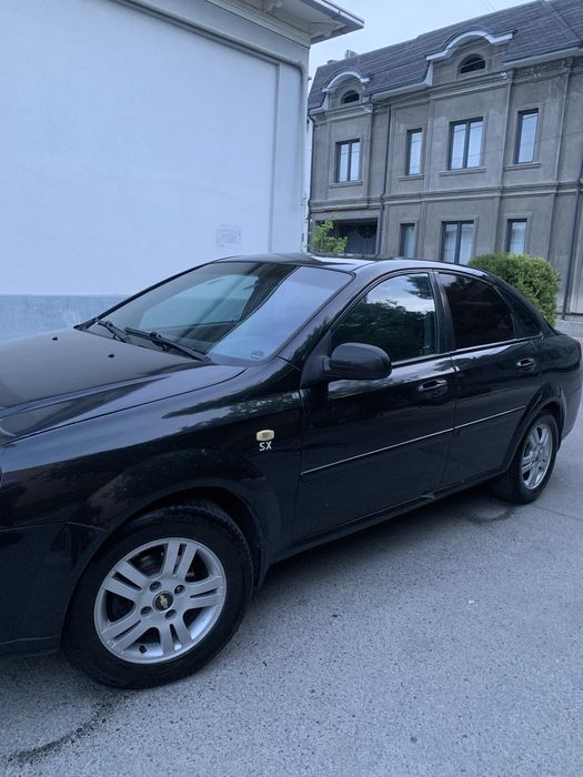 lasetti 2010 1.8 sotiladi holati yaxshi