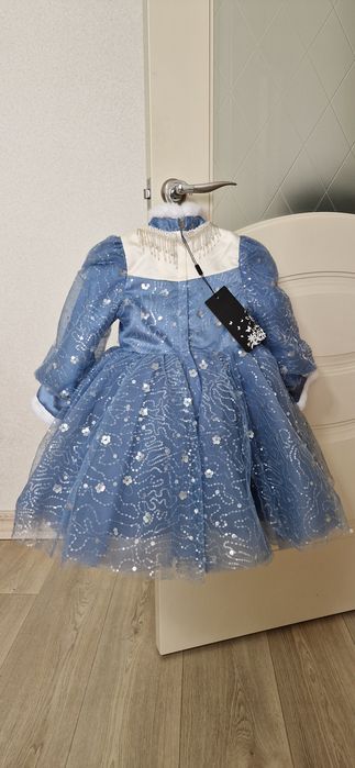 Платье бальное, пышное