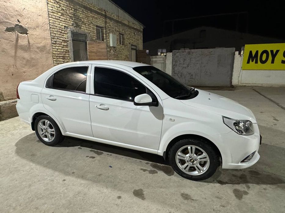 Nexia 3 satiladi taza minilgen