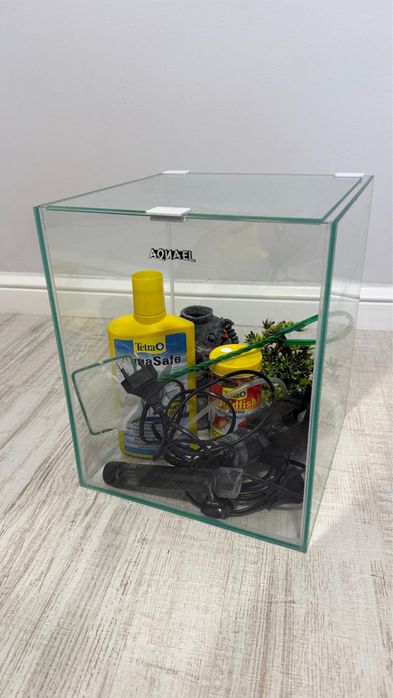 Acvariu pesti Aqnael  cu Kit complet