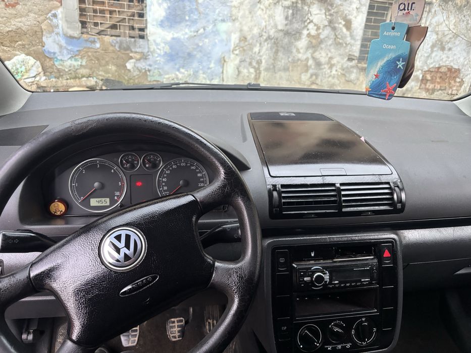 Volswagen sharan  1.9 tdi