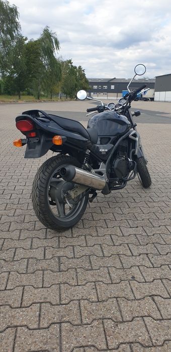 Kawasaki  ER5 .. cu 4550 km...
