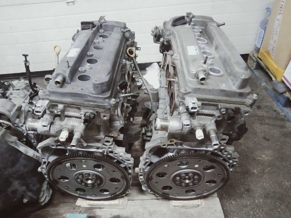 Двигатель 2AZ FE 2.4 привозной из Японии.