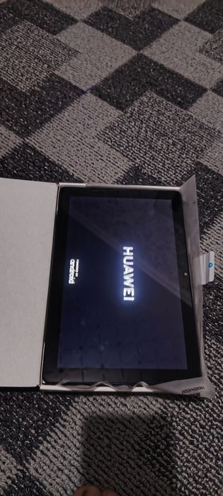 Huawei tab 10 sotiladi