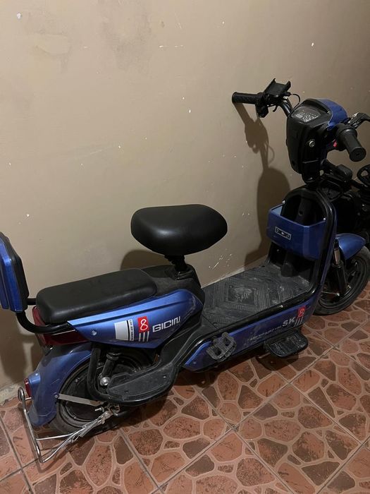Продам электро скутер