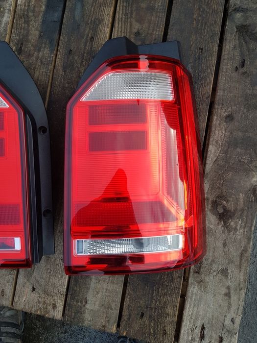 Lampa tripla stop spate stanga dreapta vw t6 transporter