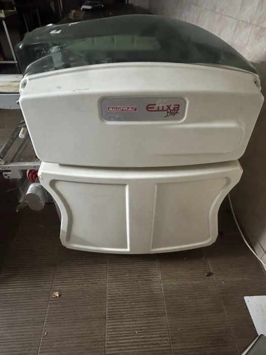 Vand Masina de ambalat Elixa Mega