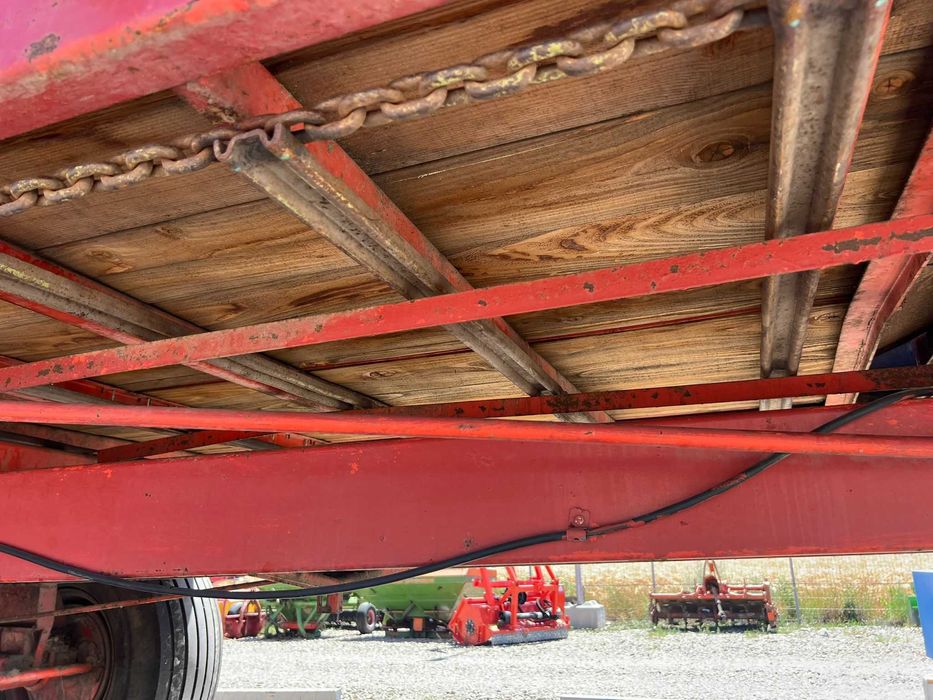 Mig de gunoi / Remorcă împrăștiat gunoi – 3-4 tone, frâna pe ax