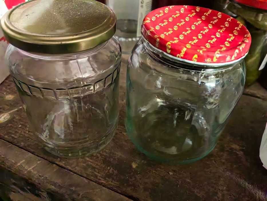 Буркани втора употреба