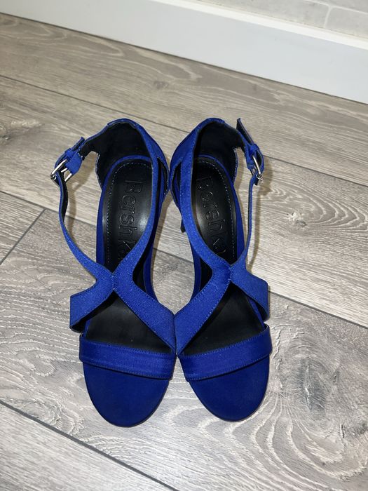 Sandale cu toc elegante