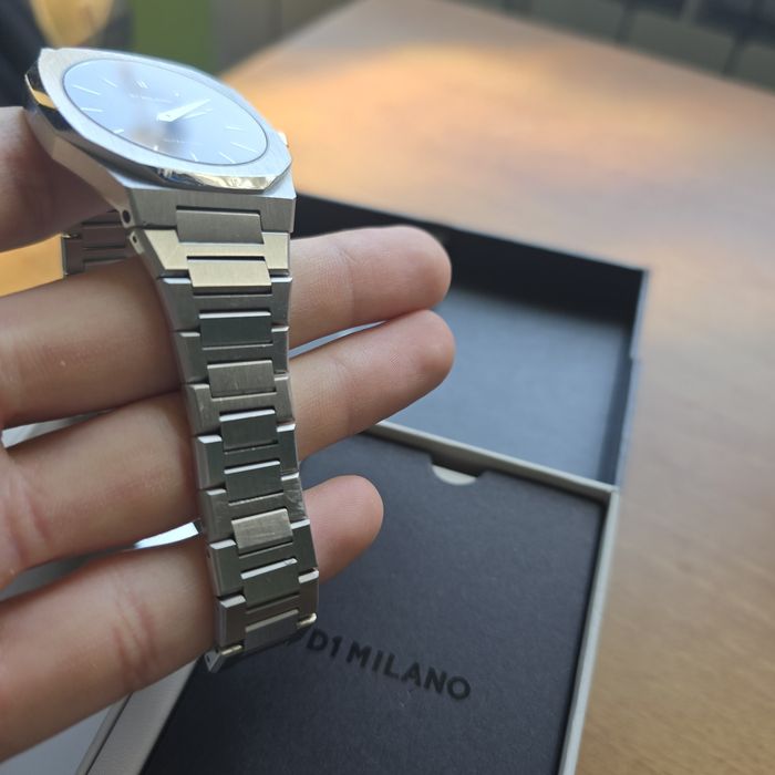 Часовник D1 Milano Ultra Thin