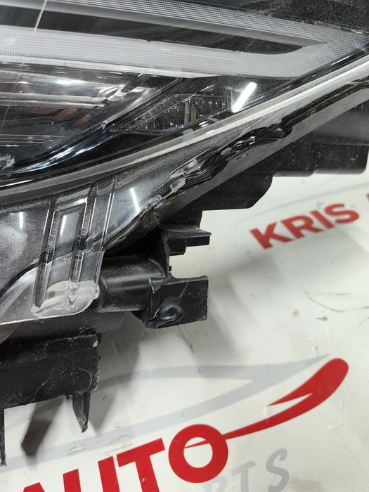 Ляв фар за Mazda CX5 2018 FULL LED / Мазда ЦХ5 2018г