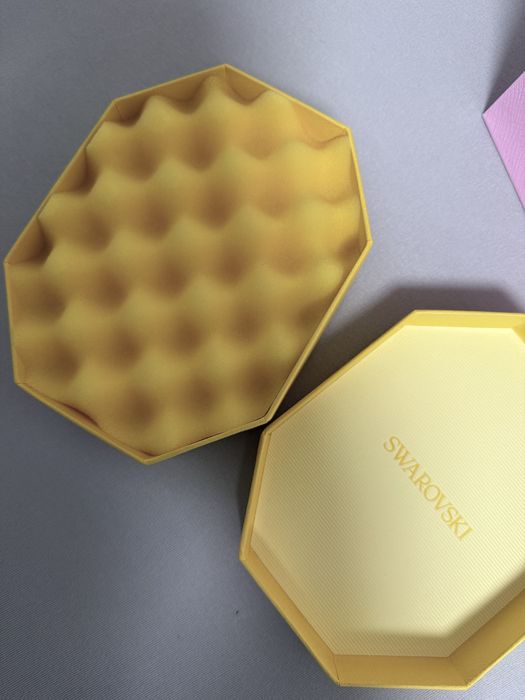 Оригинални кутия и плик Сваровси