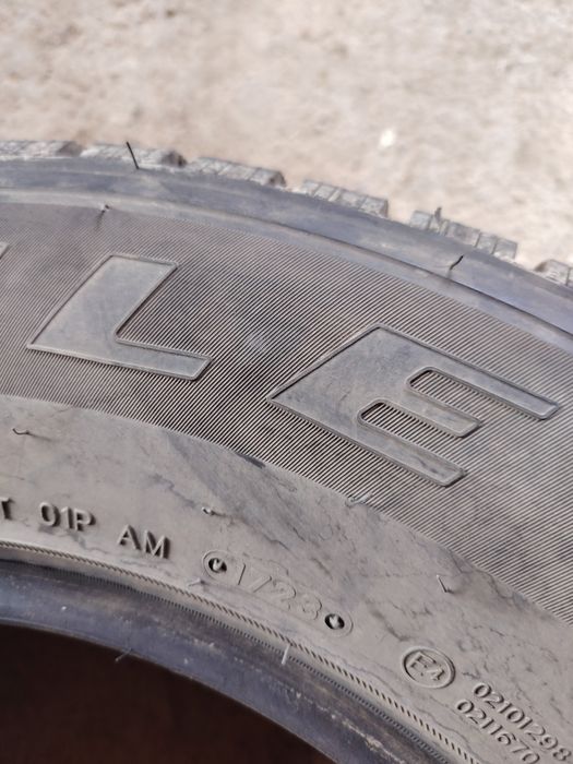 Шины зимние 265/65/17