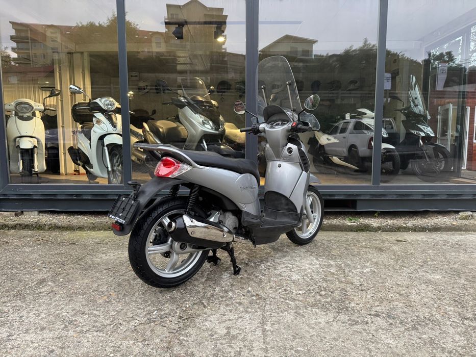 Scuter Aprilia Scarabeo 125 cc -Garantie-Transport Gratuit-