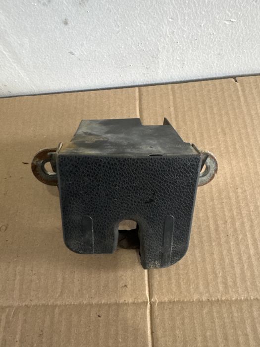 Broasca haion Volkswagen Golf 5 2.0 SDI 2006 Hatchback