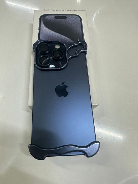 продам iphone 15 pro