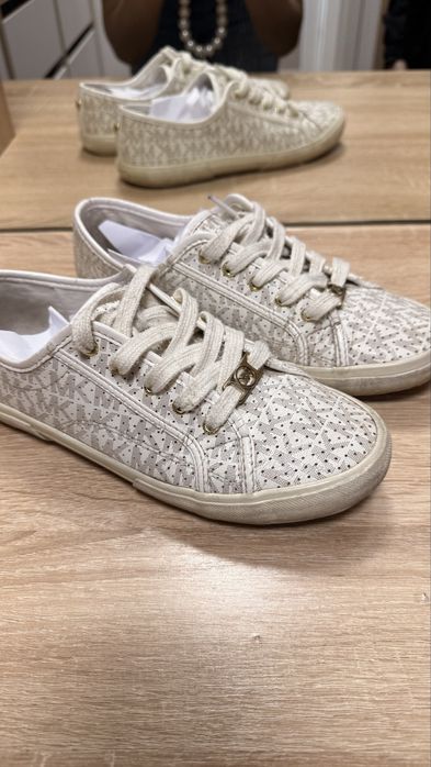 Кроссовки michael kors 35р