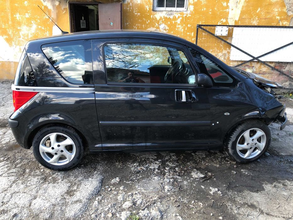 На части Peugeot 1007 1.4i Бензин 2006g KFV 54KW 73КС