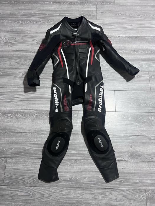 Combinezon moto piele Probiker 1 piesă | Mărimea 48 | Protecții | Stare excelentă