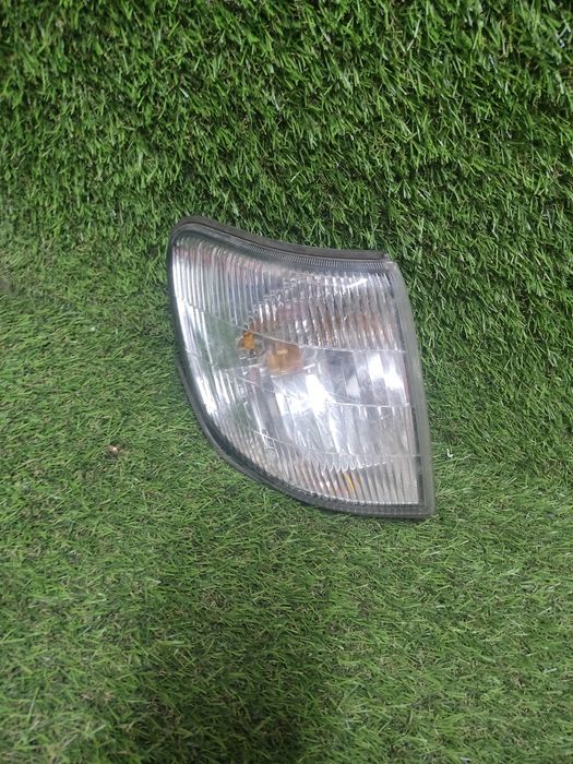 Поворотник Subaru forester