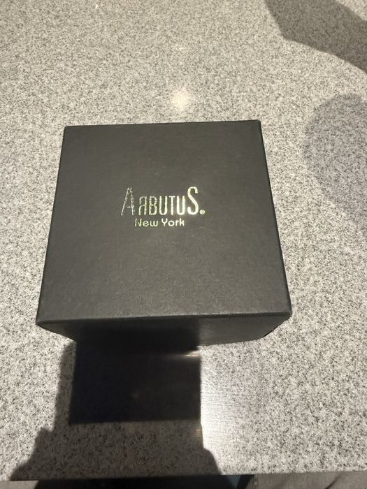 Арбутус Часы - Arbutus Watch