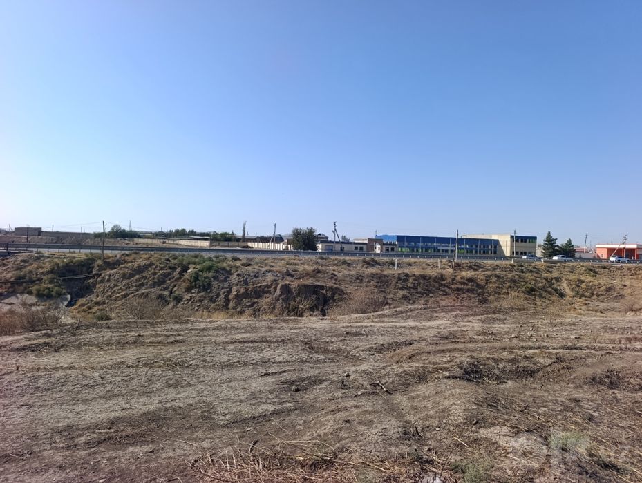 Участка сотилади.
