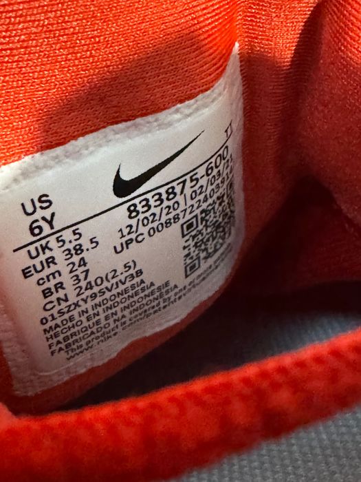 Nike Air Presto University Red Black.