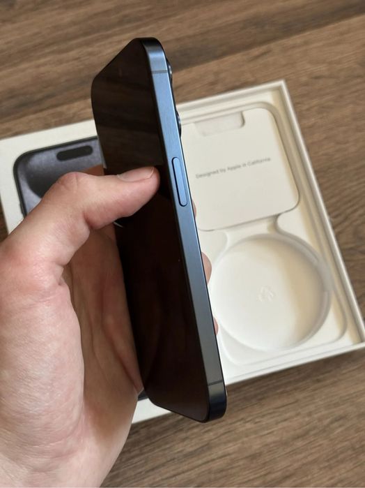 iphone 15 pro в идеальном состояний