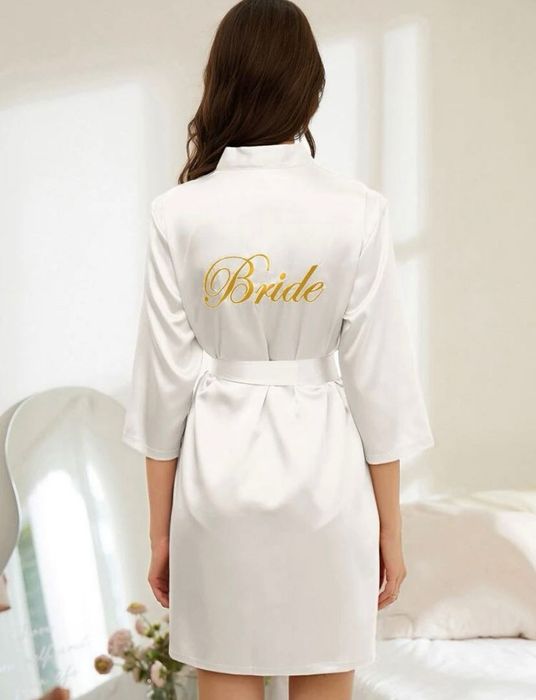 Халат с надпис Bride