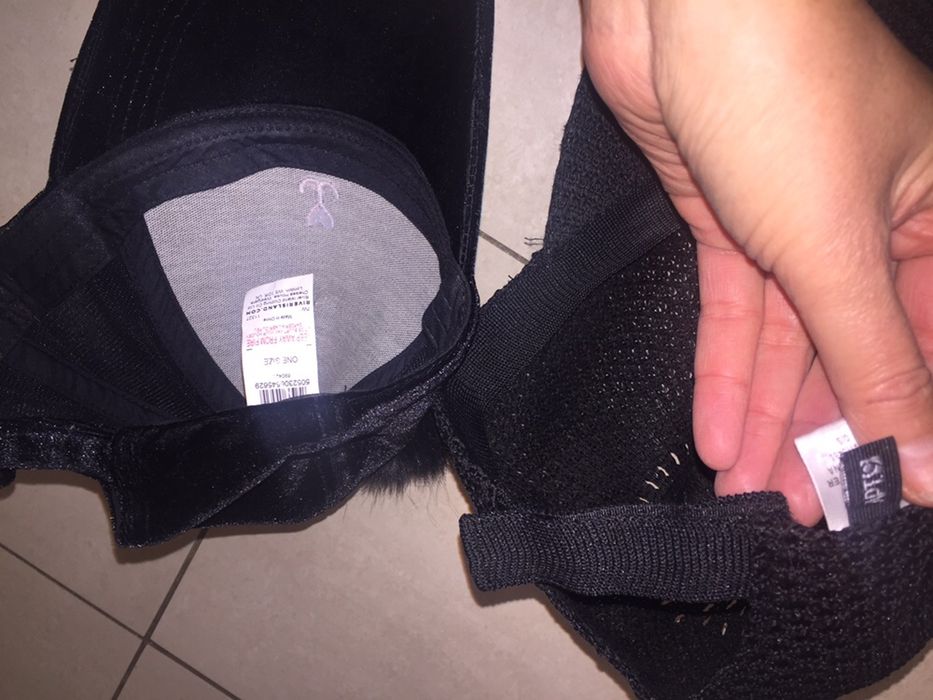 Бяла рокля Бенетон/Sisley;суитчер,клин152/158;;шапка Мини Маус