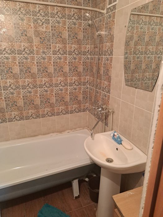 Сдам 1 комнатную на КШТ