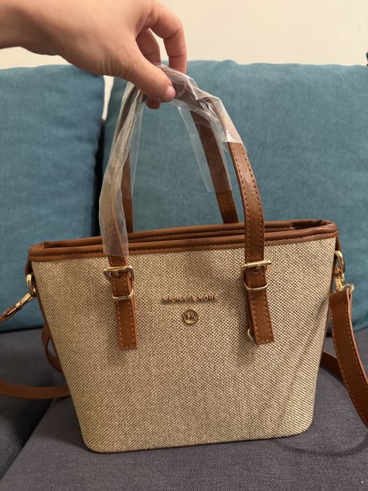 Чанти Guess, Michael Kors, YSL