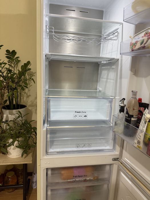 Продаю холодильник