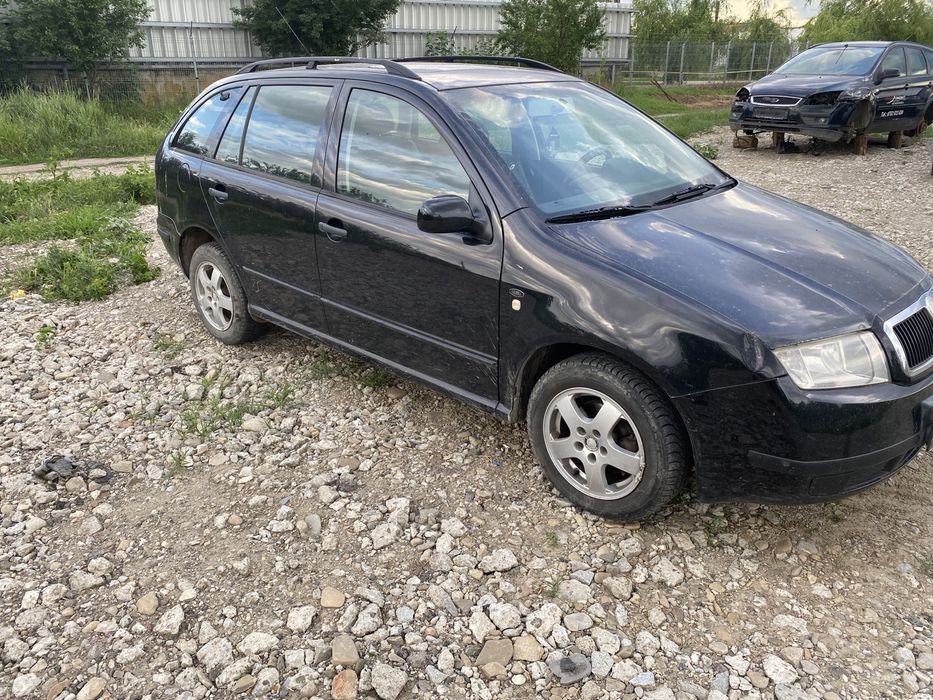 Dezmembrez skoda fabia 1.4 mpi