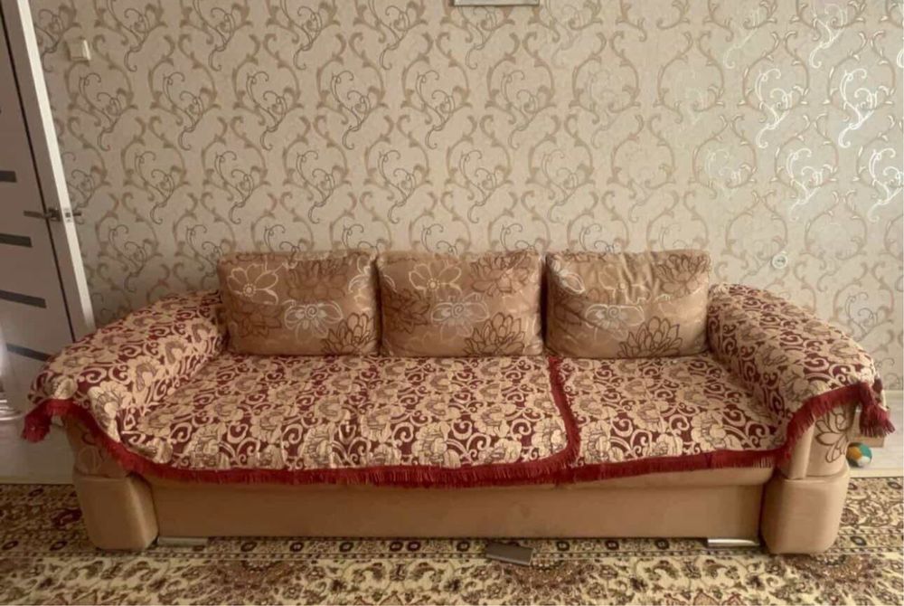 Диван для гостиной