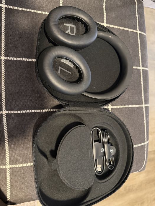 Bose 700 Wireless Noise Cancelling Headphones