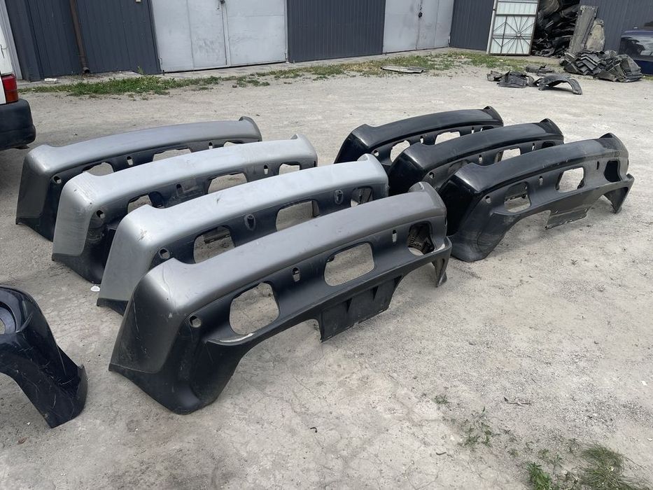 Привозной бампер рестайлинг и дорест е53 Х5