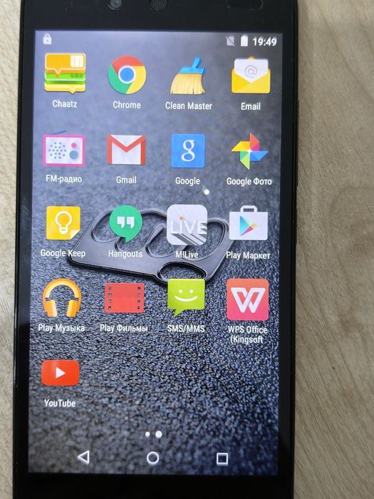 Продам телефон micromax