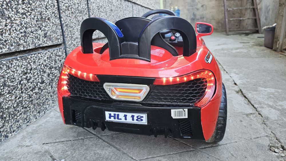 Детска електрическа количка с родителски контрол