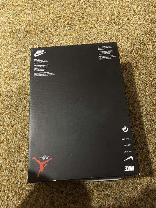 Jordan 4 retro Travis Scott