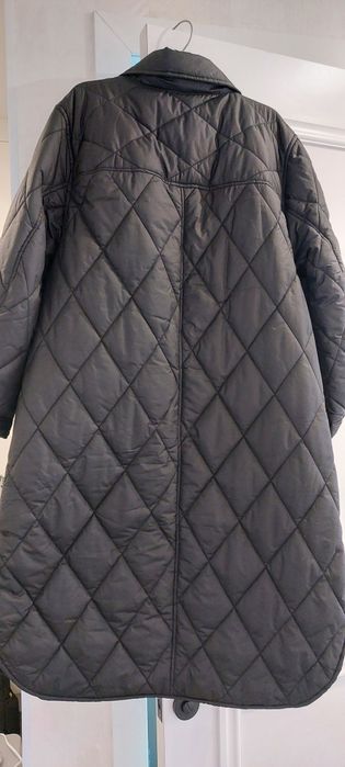 Продаю куртку в отличном состоянии!